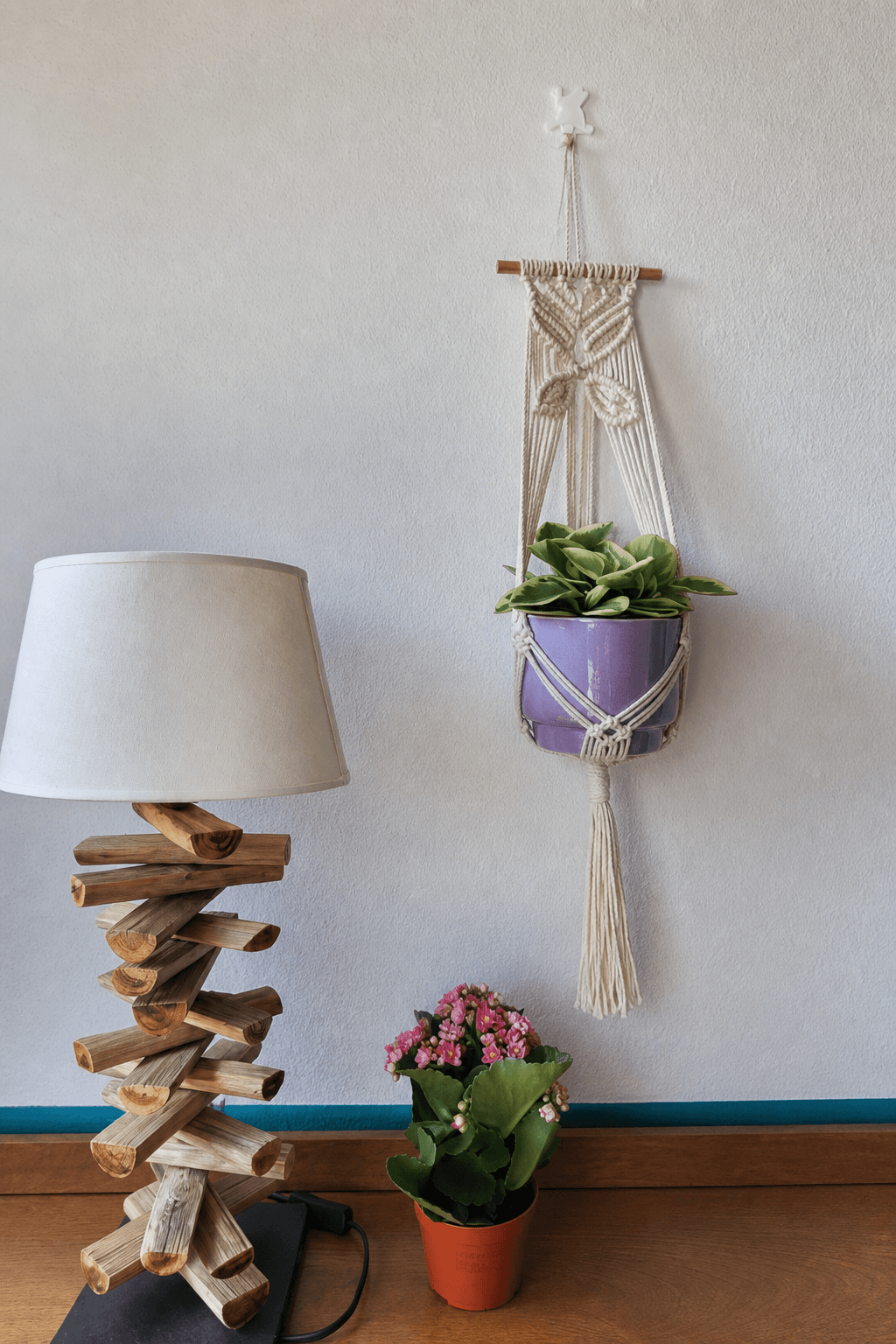 Cache-Pot Mural Macramé Motif Fleurs Crème